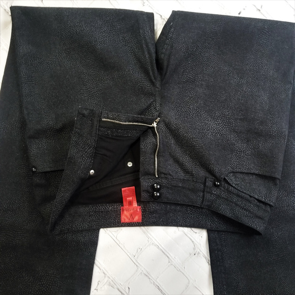 V Christina Black Reptile Print High Waist Flare - Picture 6 of 8